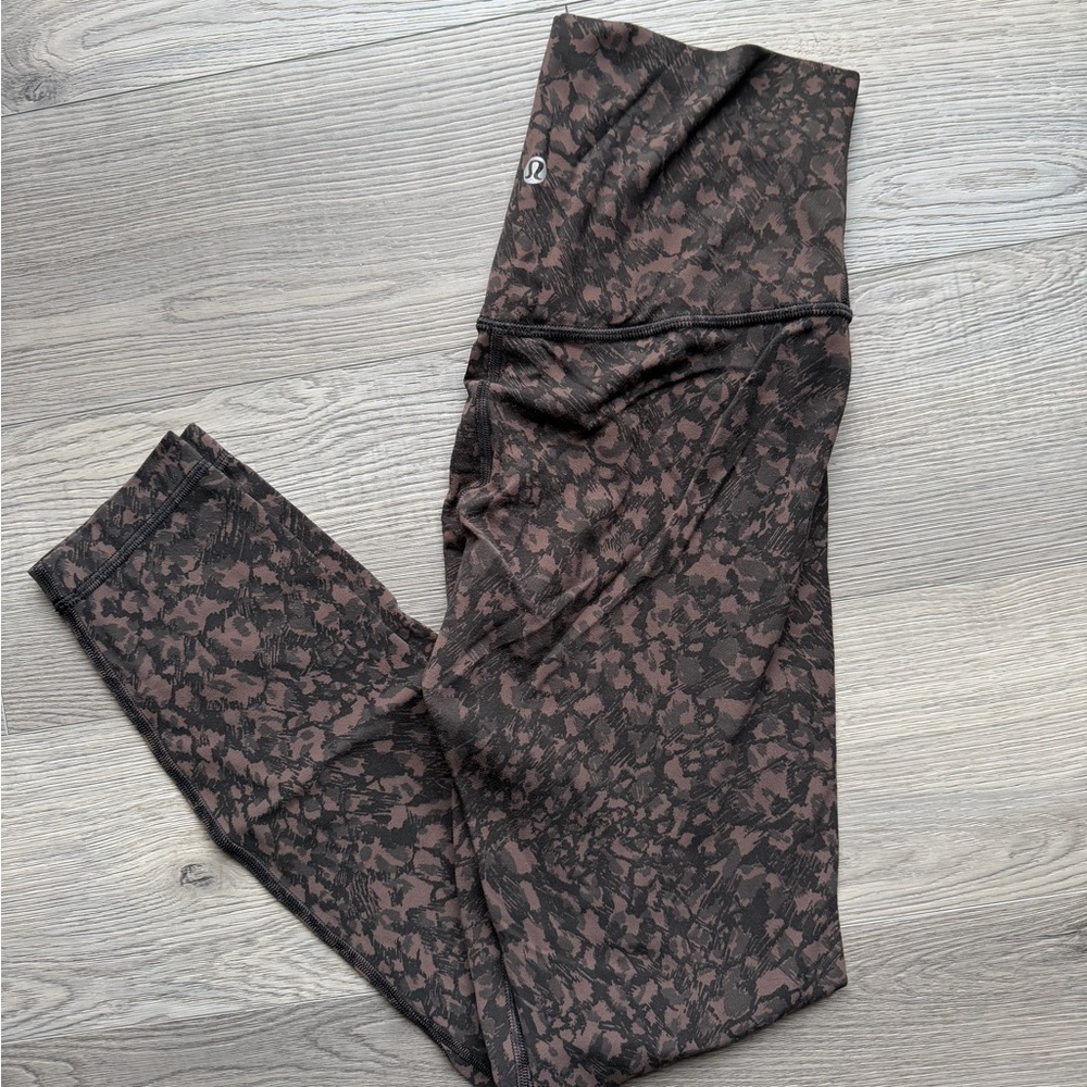 Lululemon Brown Leopard Print Align 25”